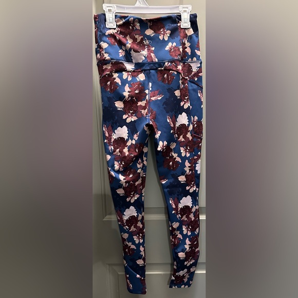 Kay Unger Size S Floral Leggings With Zip Pockets NWOT - Picture 2 of 5